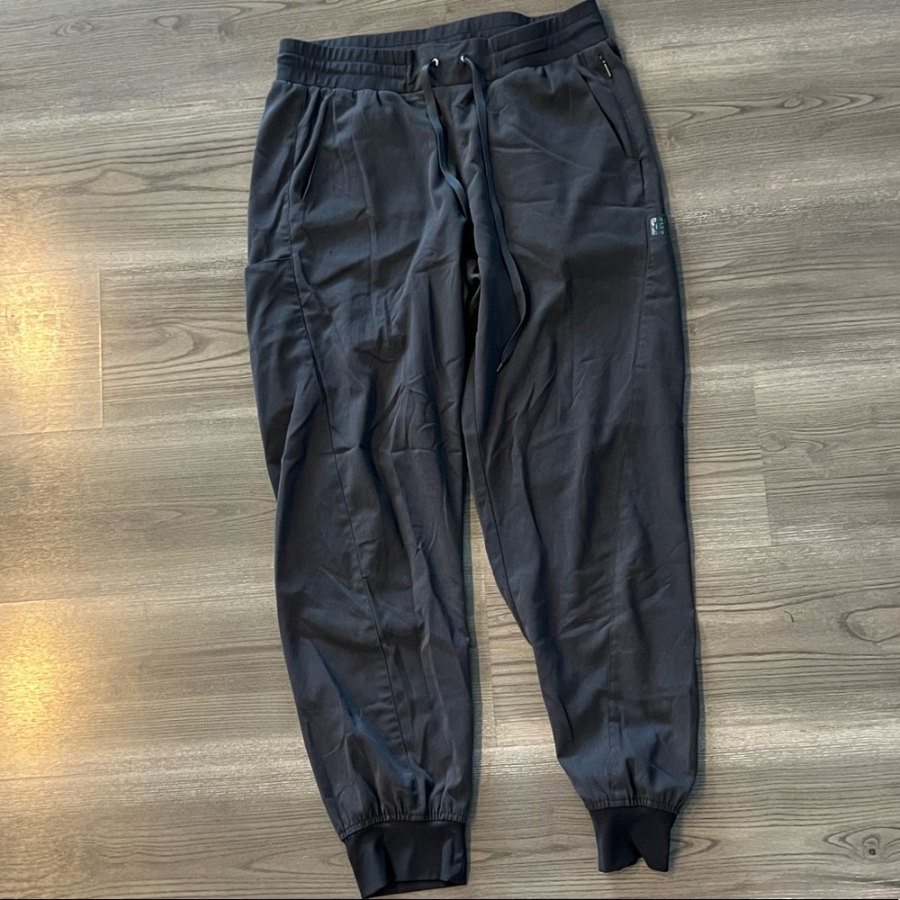 Wonderwink Jogger Scrubs